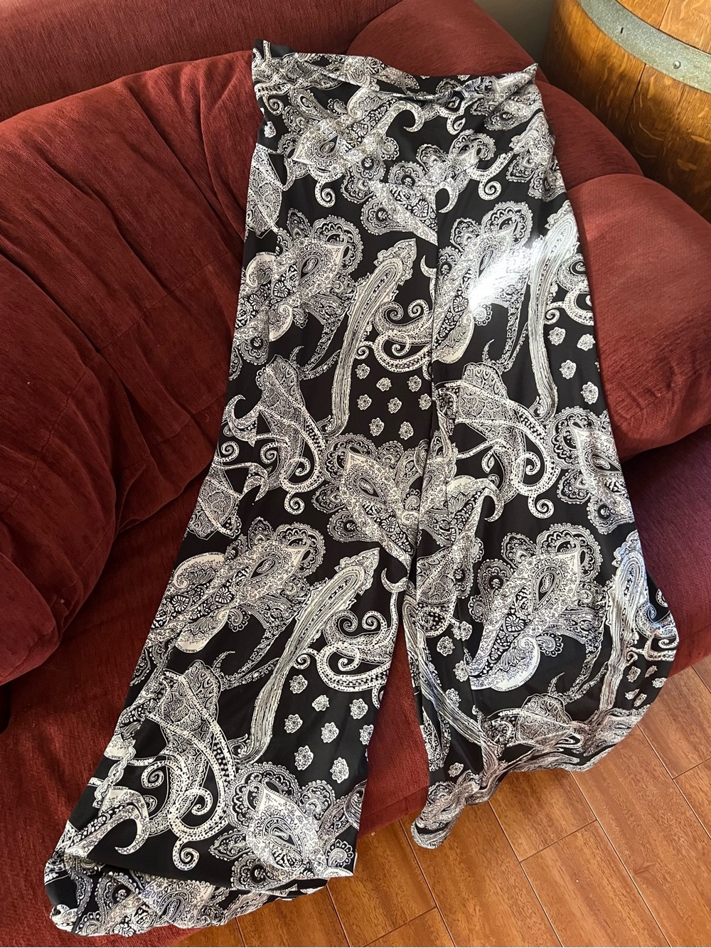 White Mark Black and White Paisley Wide-Leg Pants
